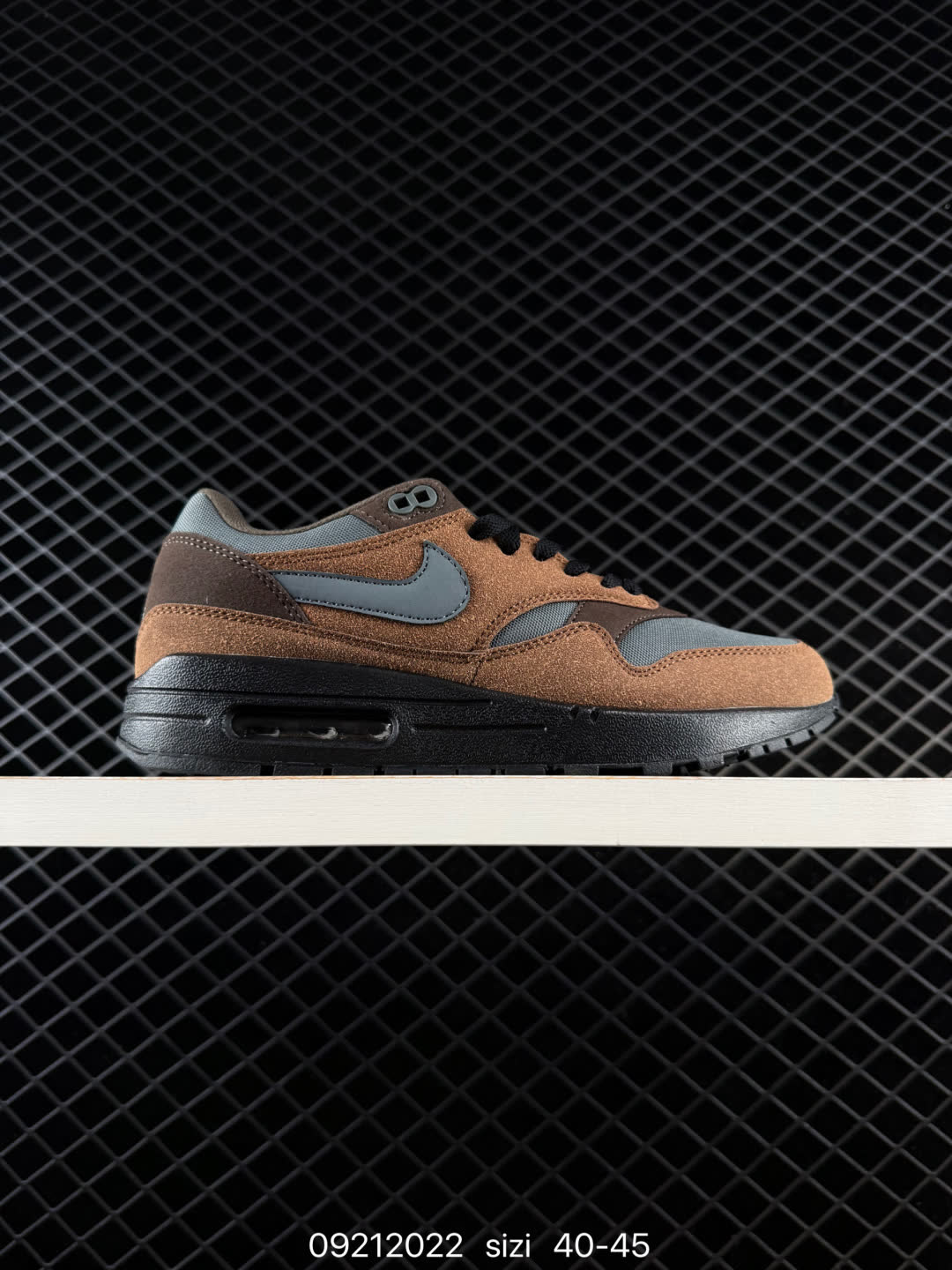 Nike Air Max 1-FZ0628-010